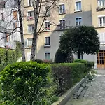 Studio Parisien